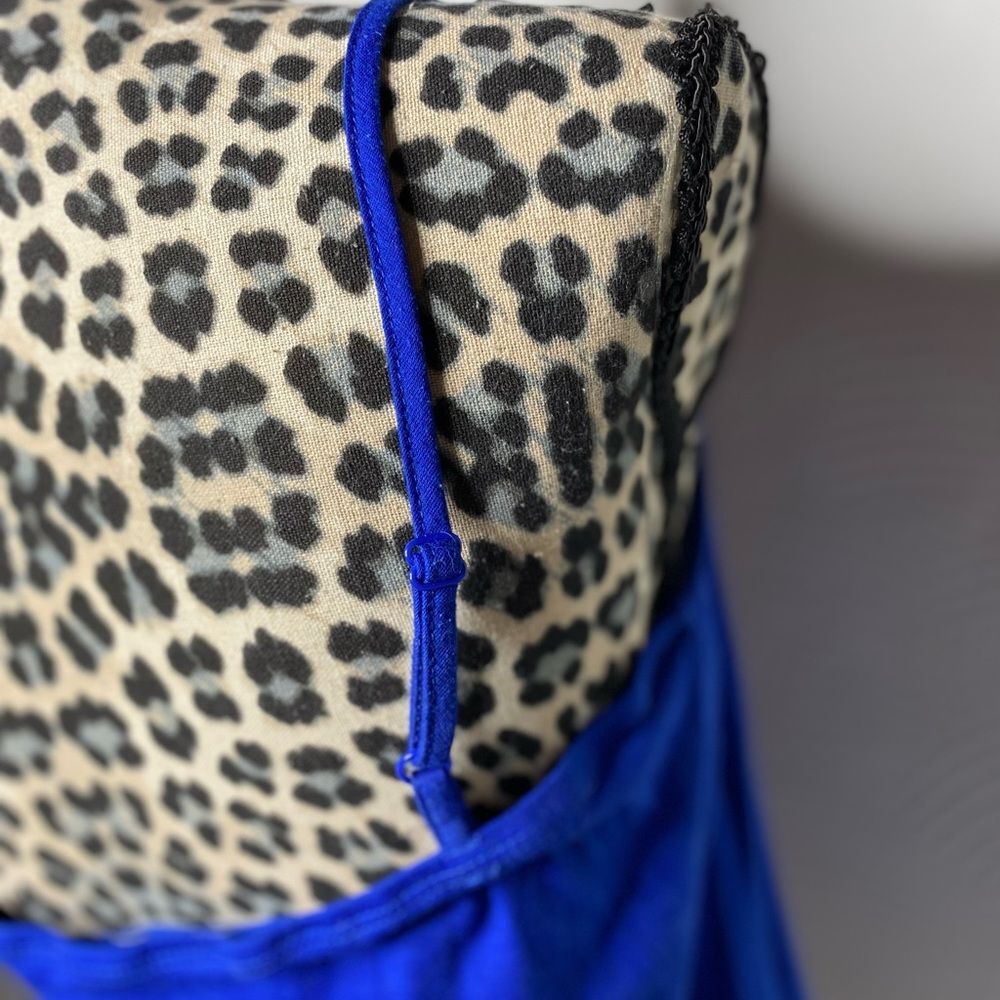 Maurice’s Elegant Blue Lace Trim Women's Top - Picture 7 of 8